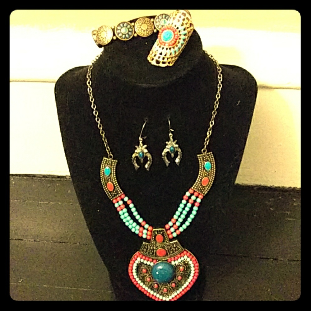 Tibetan Eye Candy 4 piece Jewelry Set
